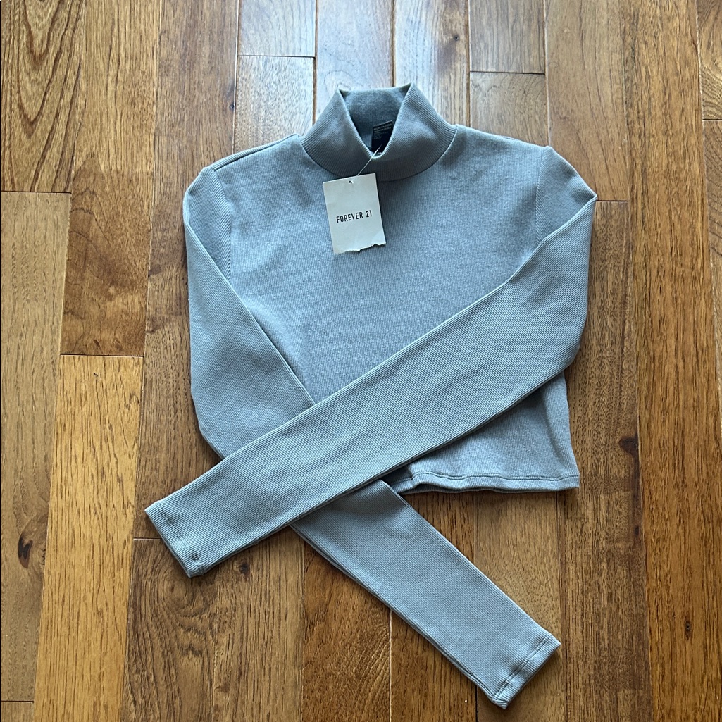 Brand New Forever 21 Crop